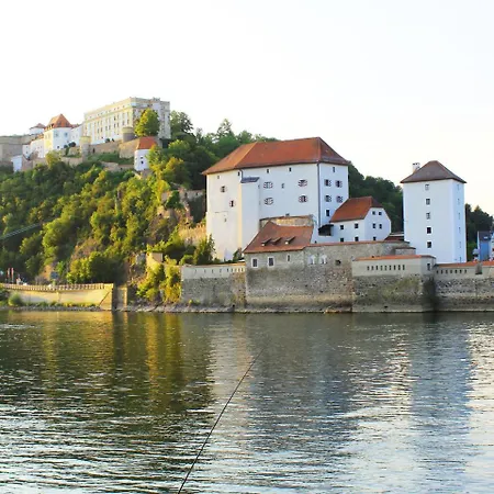 Gorgeous In Near River Διαμέρισμα Πασάου